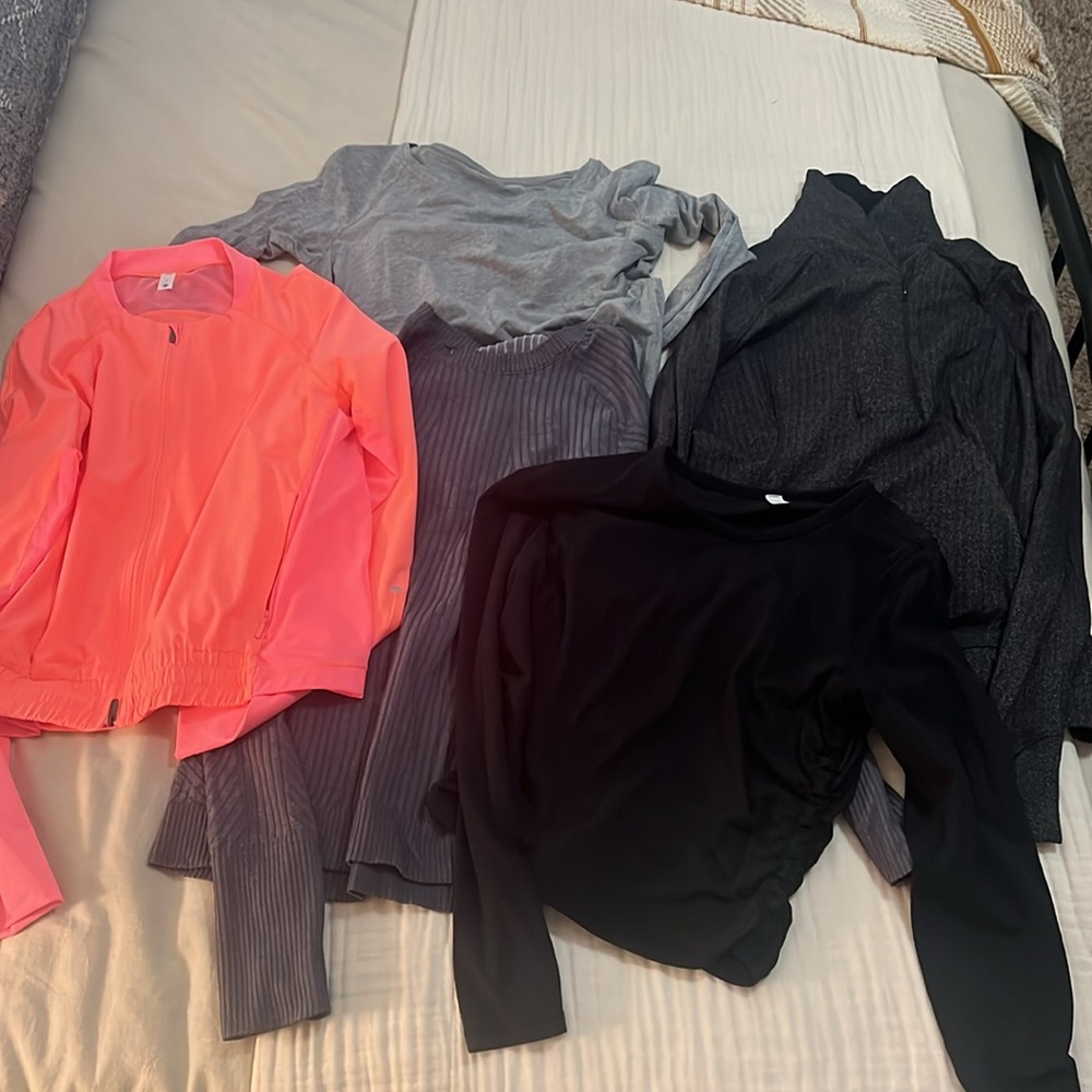 Lot of 24 Lululemon Tops - Winter items